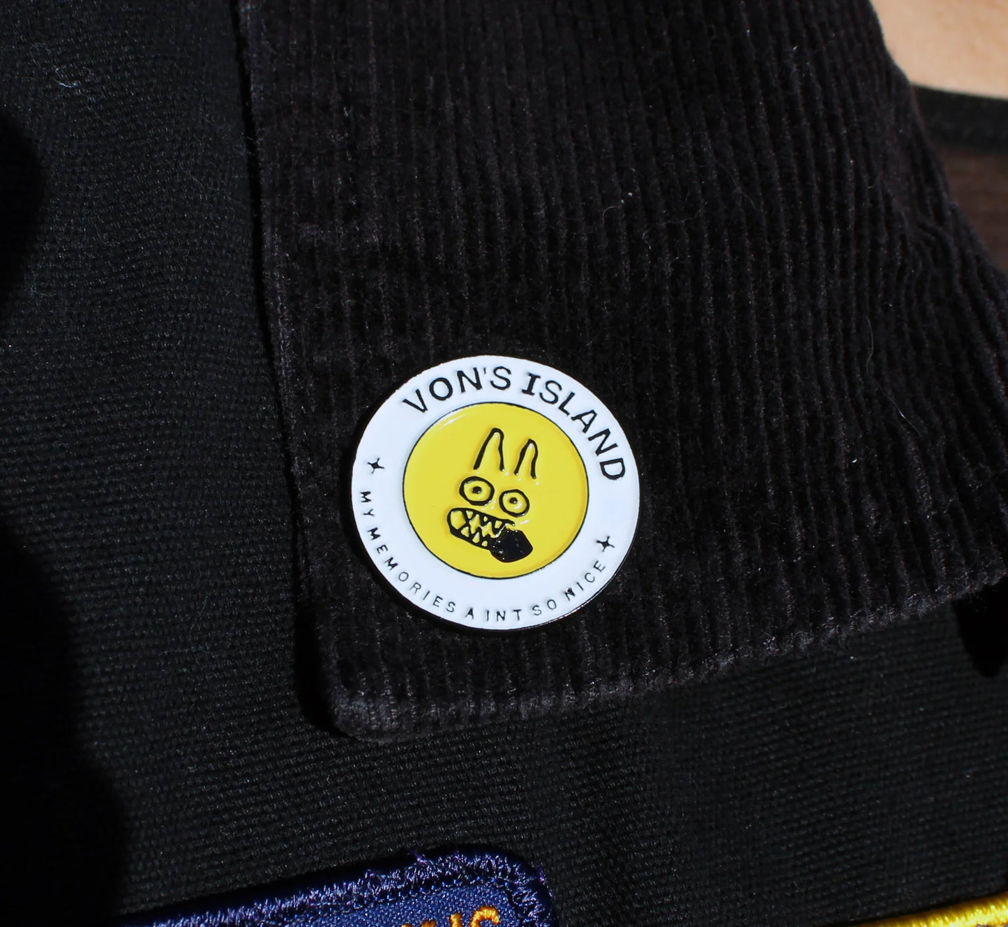 CREATURE PIN